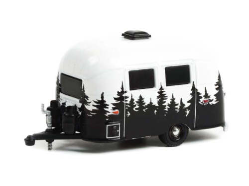 Greenlight 1/64 Airstream 16' Bambi image