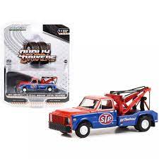Greenlight 1/64 Chevrolet C-30 Dually Wrecker 1971 image