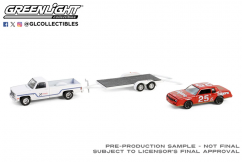 Greenlight 1/64 Chevrolet C30 Custom Deluxe 1986 & Chevrolet Monte Carlo SS 1986 image