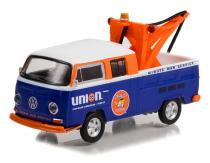 Greenlight 1/64 Volkswagen Double Cab Pickup 1969 with Tow Hook image
