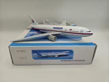 DModels 1/400 Boeing 777 Malaysia Air with Stand image