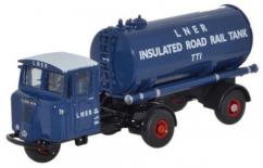 Oxford 1/76 Scammell Mechanical Horse Tanker LNER image