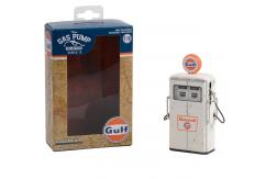 Greenlight 1/18 1954 Tokheim 350 Twin Gas Pump - Gulf Weathered image