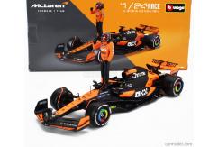 Bburago 1/24 McLaren MCL38 F1 2024 #81 Oscar Piastri with Figure image