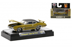 M2 Machines 1/64 1970 Oldsmobile Cutless 442W-306 image