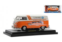 M2 Machines 1/24 Volkswagen Delivery Van 1960 image