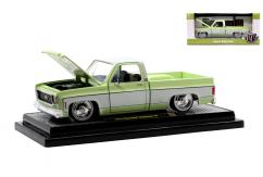 M2 Machines 1/24 1973 Chevrolet Cheyenne 10 Pickup **DAMAGED BOX ONLY** image