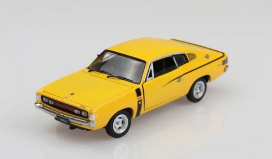 DDA 1/32 Chrysler E49 R/T Valiant Charger Yellow image