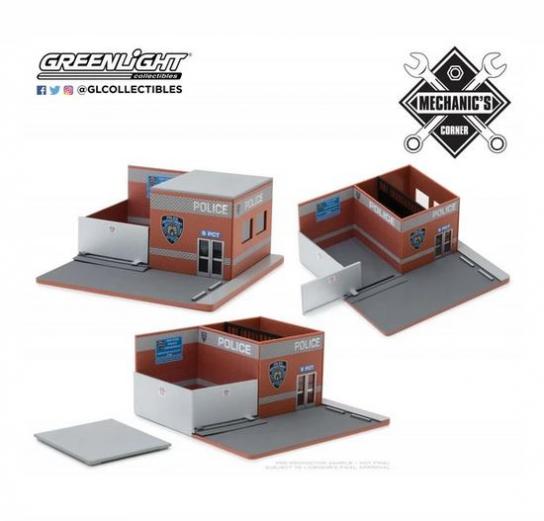 Greenlight 1/64 Hot Pursuit Central Command image