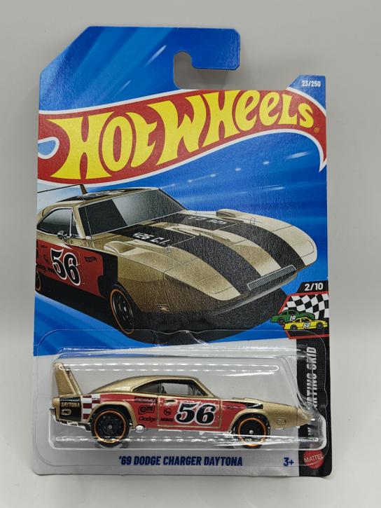 Hot Wheels '69 Dodge Charger Daytona image
